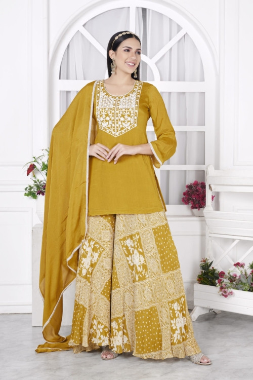 Yoke Shararah set