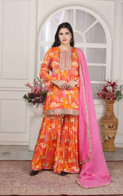 Chinon Sharara set